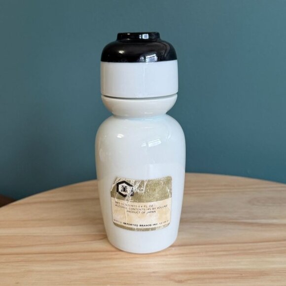 Vintage Kikkoman Kokeshi Doll Sake Bottle Cap With Red Floral Design Porcelain J - Picture 8 of 10